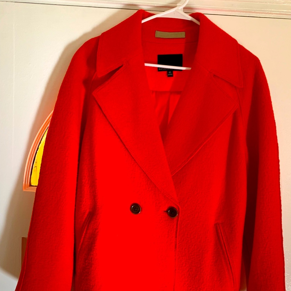 Women’s Banana Republic mid length doubler breasted winter overcoat